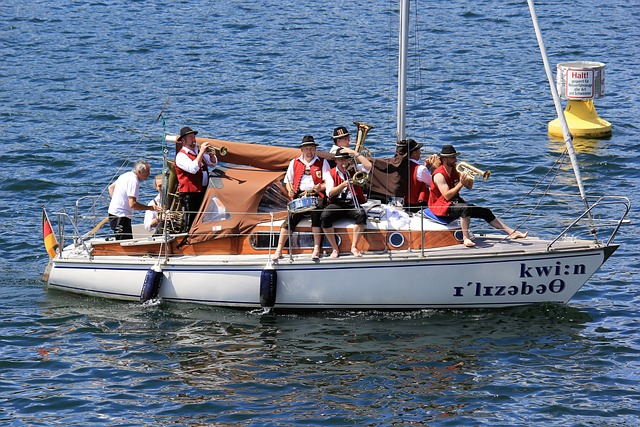 练中还是比 练中还是比